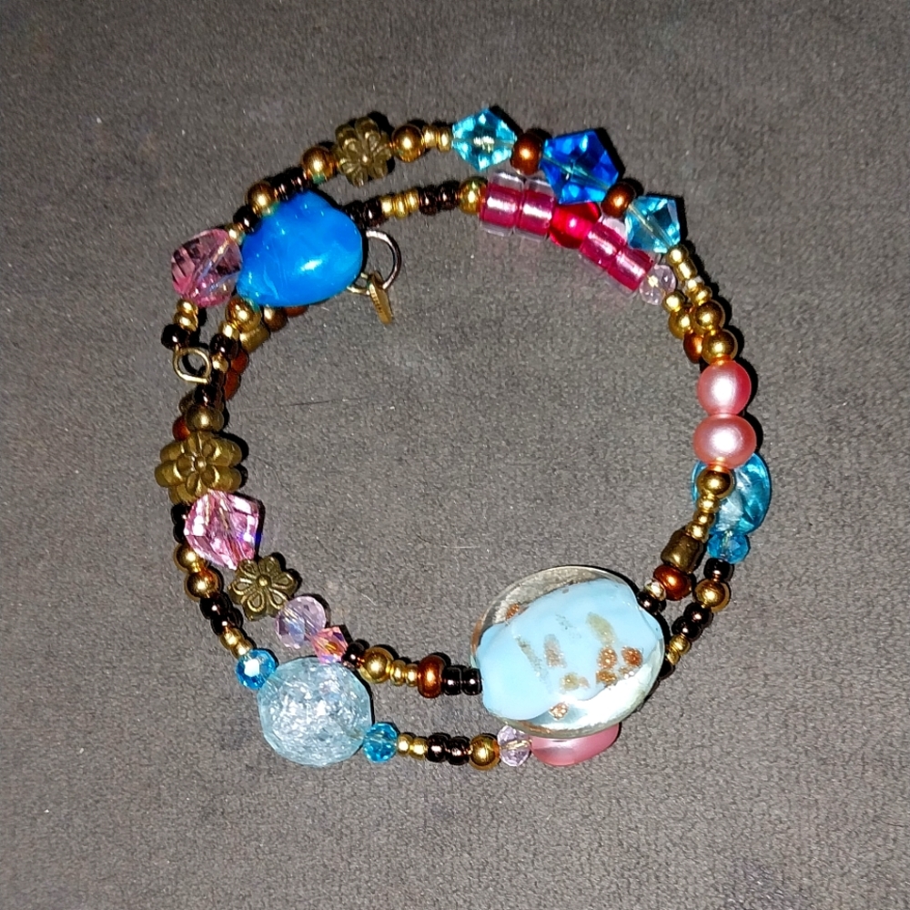 Memory wire bracelet